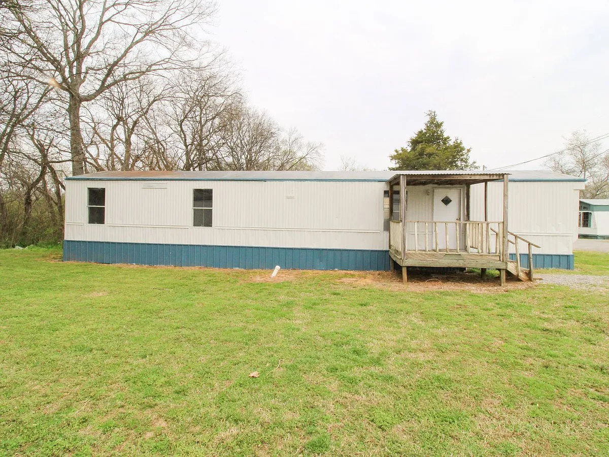 Building Photo - 1810 Vales Mill Rd #16