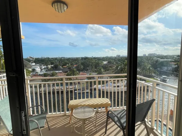 2450 NE 135th St APT 505, North Miami, FL 33181