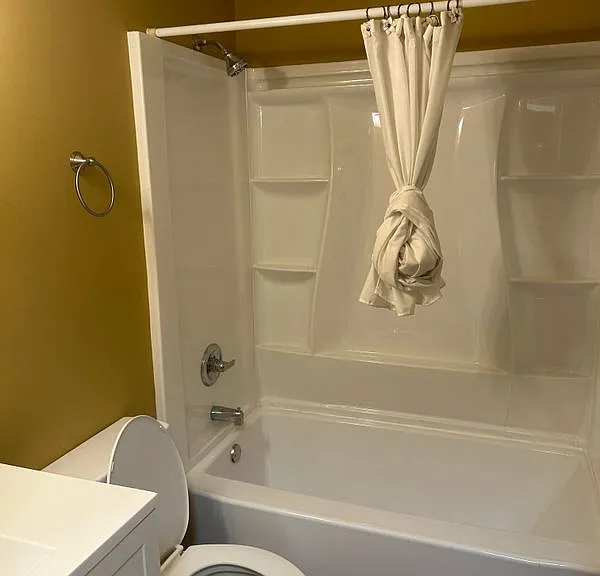 5211 Birch Cir — Photo 1
