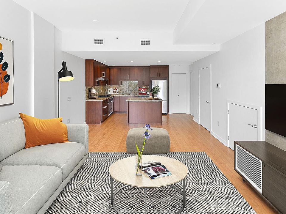 373 Tyee Rd Victoria, BC, V9A0B3 Apartments for Rent Zillow