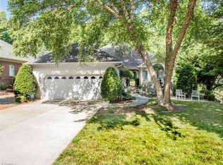 907 Benfield Dr, Greensboro, NC 27410