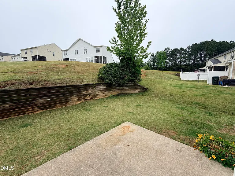 620 Woodson Dr — Photo 30