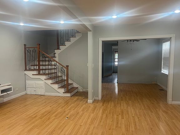 4th image of 7415 W Fullerton Ave