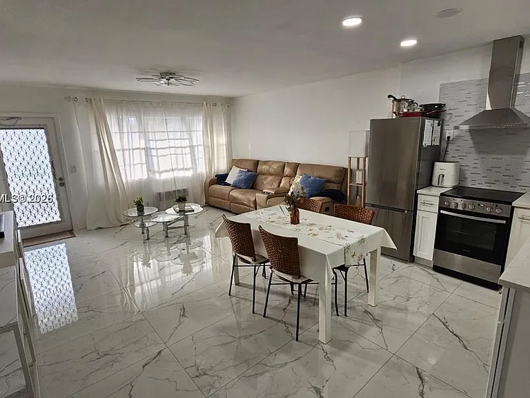 340 Oakridge S #340 — Photo 29