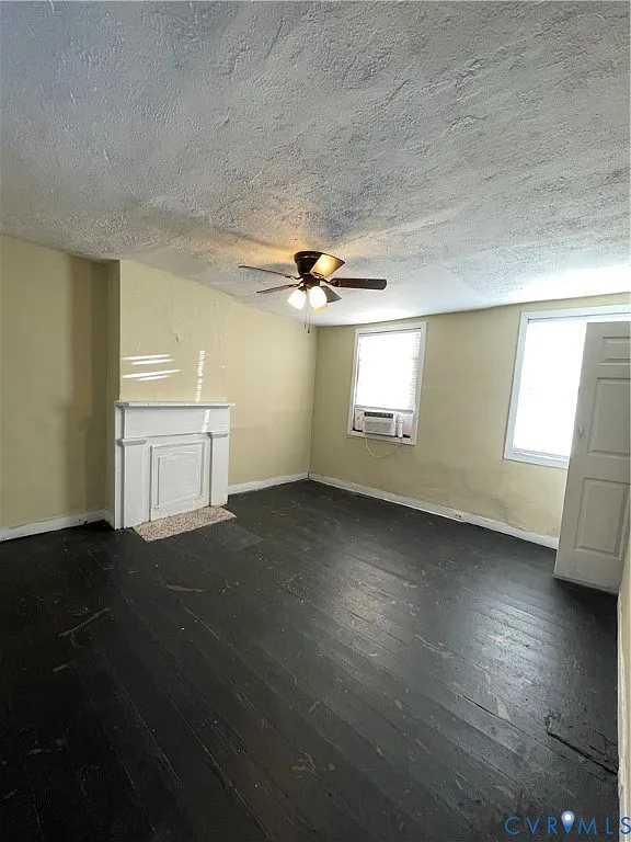 1 bed, 1.0 bath, 1000 sqft, $1,175 — Photo 2