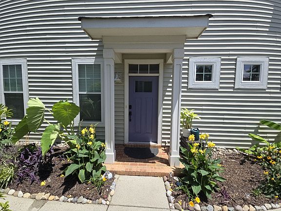 5th image of 4130 Seafarer Ave