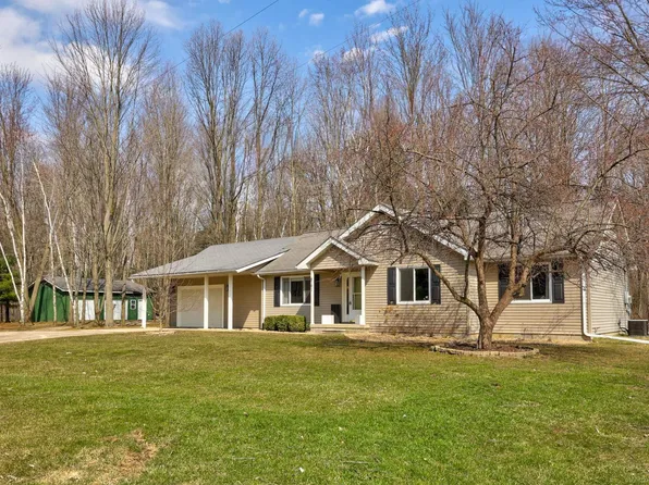 8191 Elms Rd, Birch Run, MI 48415