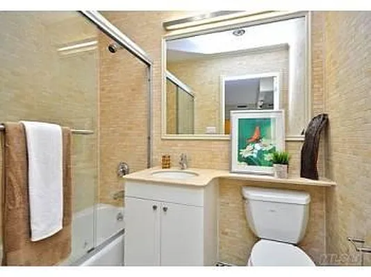 Sold by Century Homes Realty Group LLC | media 13