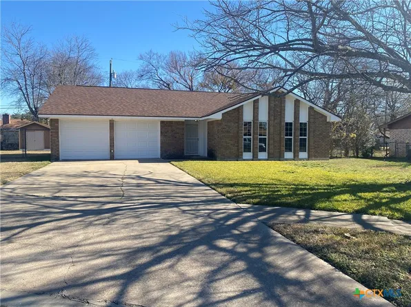 2104 Beta Cir, Killeen, TX 76543