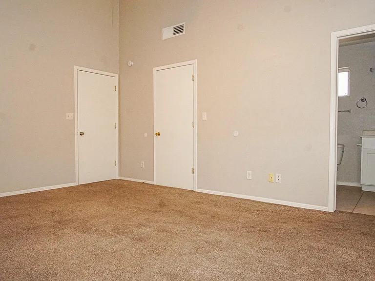 11024 Sunshine Ct — Photo 18