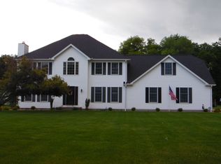 4211 S Willowbrook Ct, Terre Haute, IN 47802