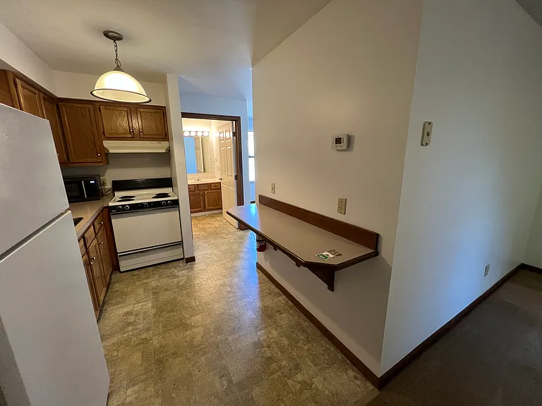 39 Elliott St #107 — Photo 6