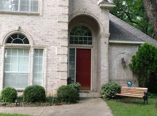 8611 Ravenswood Rd, Granbury, TX 76049