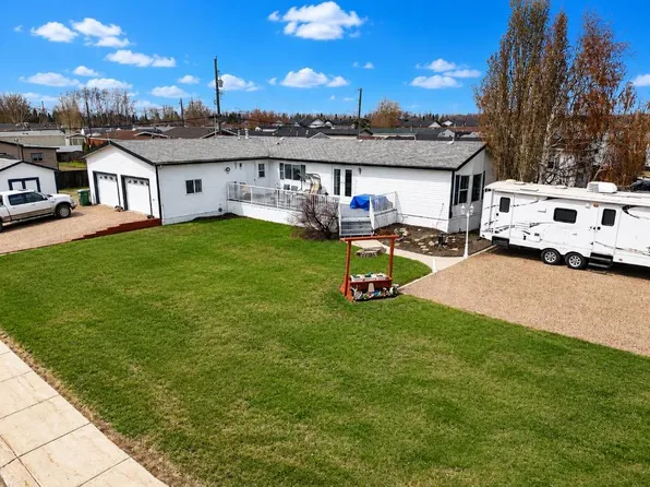 10202 S Homestead Way, La Crete, AB T0H 2H0