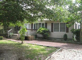 36408 Pine Grove Ln, Ocean View, DE 19970