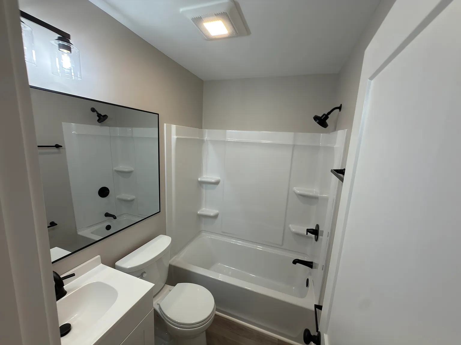 10 Gentlebreeze Ln — Photo 4
