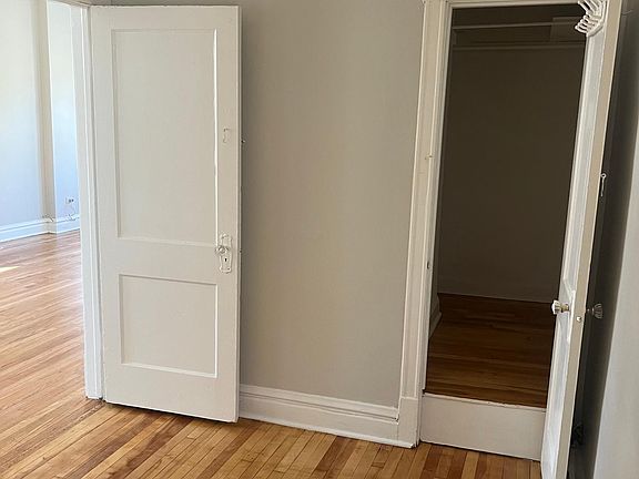 4th image of 4147 N Marmora Ave #2