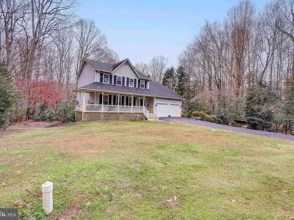 3851 Sunrise Dr, Huntingtown, MD 20639