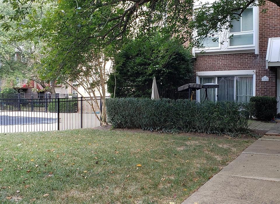 1st image of 3764 Persimmon Cir