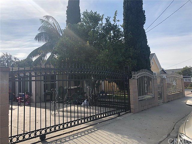 1st image of 2518 W California St