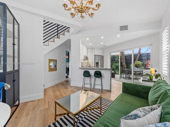 3025 SW 13th St, Miami, FL 33145