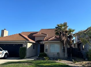 954 Garland Ave, Clovis, CA 93612
