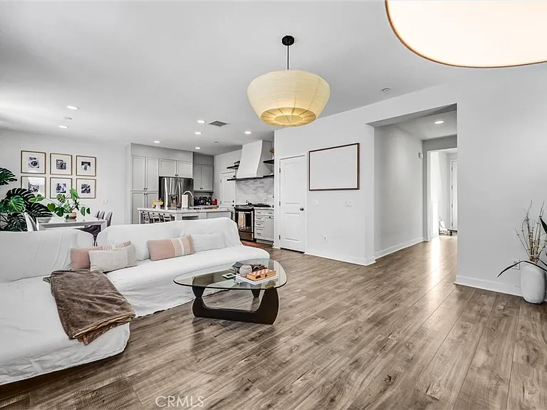 16772 Henry Way — Photo 5