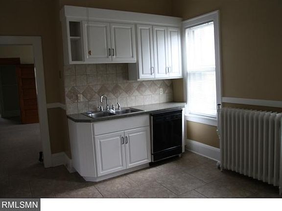 3rd image of 214 Goodrich Ave