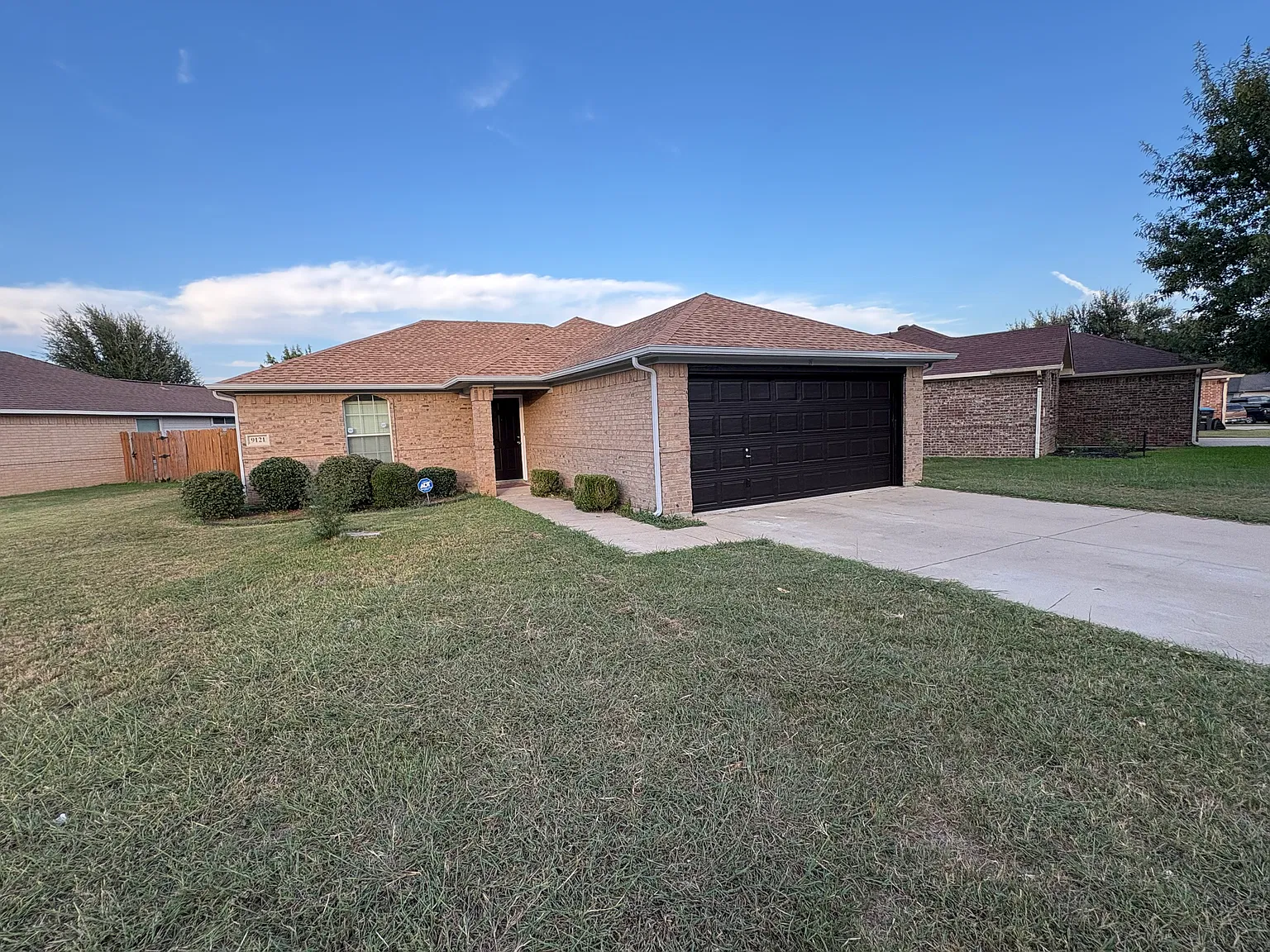 3 bed, 1380 sqft, $1,890 — Photo 1
