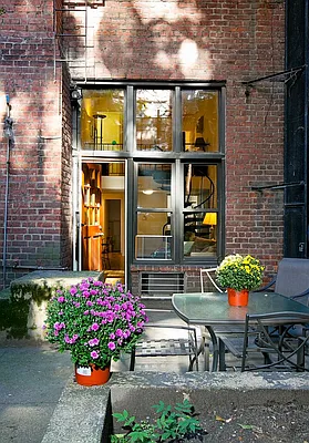 Rented by NOVO | media 62