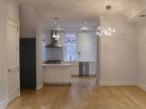 3rd image of 395 Clinton St #1