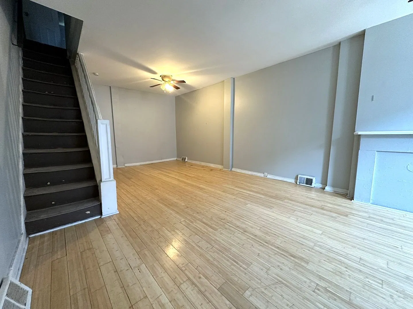 Stunning 2-Bedroom Townhome in Point Breeze! Available mid-November! — Photo 4