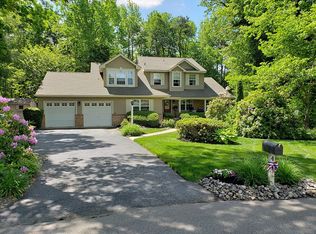 4 Turnberry Ct, Medford, NJ 08055