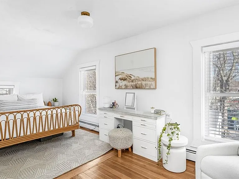 34 Read Ave — Photo 9