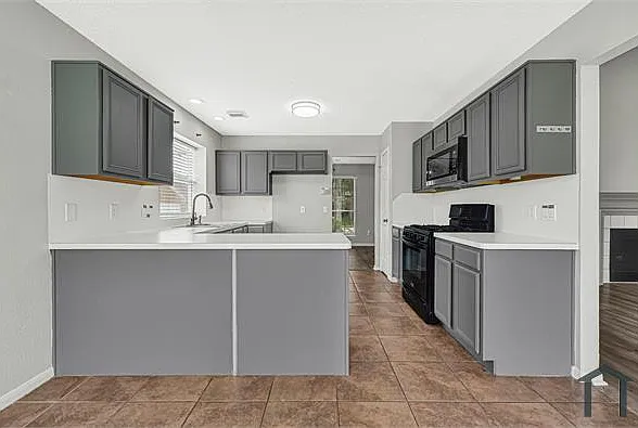 3906 Greenwood Dr — Photo 14