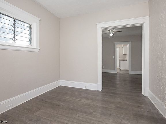 3rd image of 10218 Parkgate Ave
