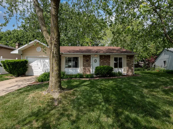 931 Mosby Ct, Joliet, IL 60431