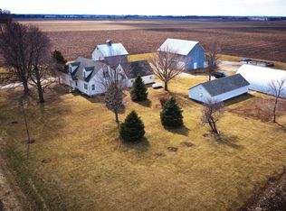 2428 S White Rock Rd, Rochelle, IL 61068