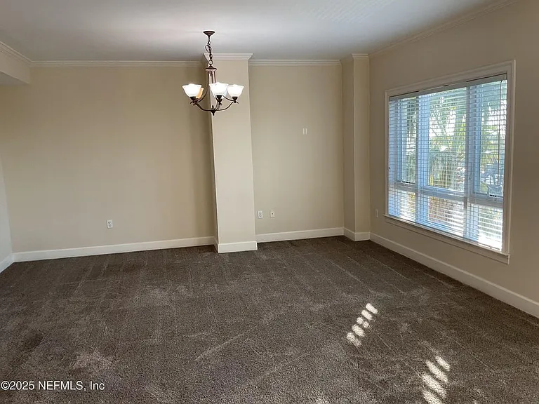 525 3rd St #503 — Photo 4