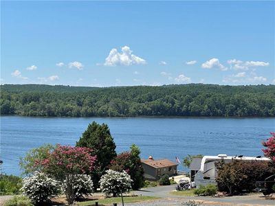 133 Lake View Dr, New London, NC, 28127