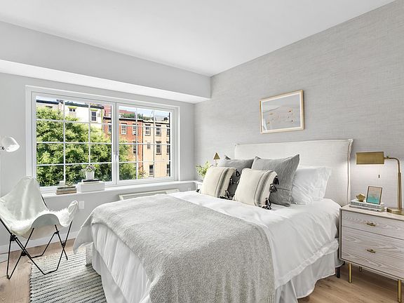 3rd image of 555 Waverly Ave APT 1G