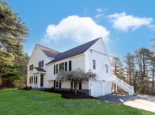 196 Bourne Rd, Plymouth, MA 02360