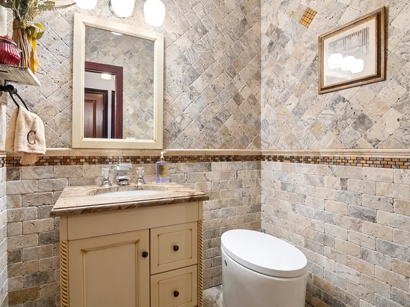 240 Battery Avenue image 10 of 21