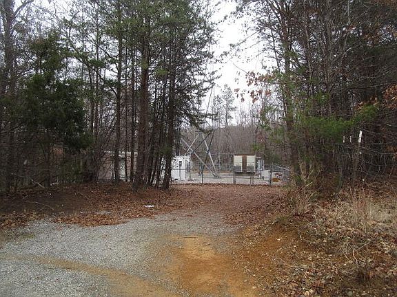 2nd image of 475-479 Corning Dr