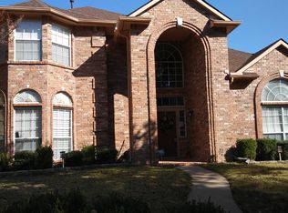 2806 Buena Vista Ct, Carrollton, TX 75007