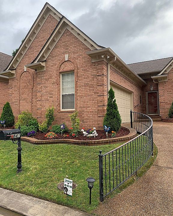 1st image of 1847 Woodchase Glen Dr