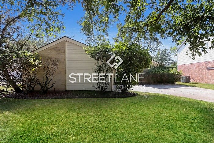 1st image of 8107 Town Creek Dr