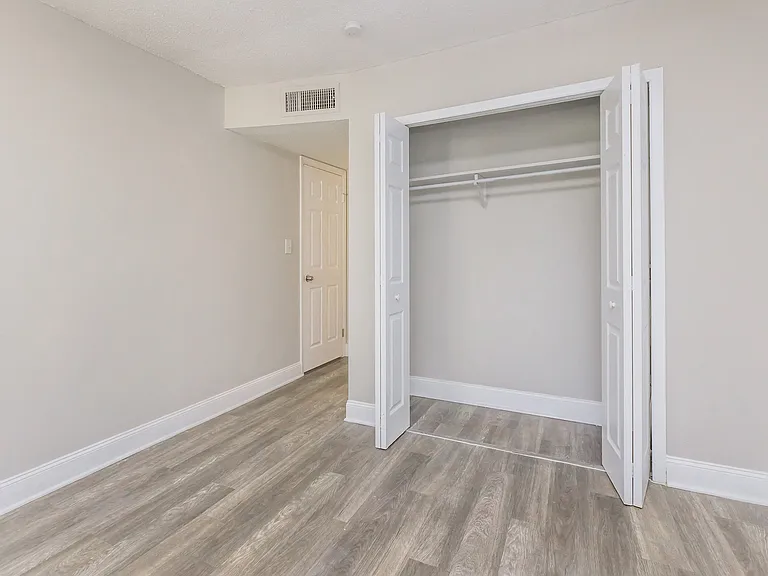 Winter Park Woods Apartments — Photo 34
