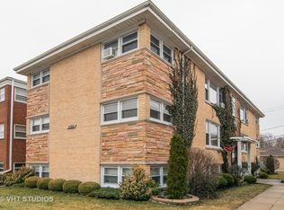 2322 S 17th Ave APT 2, North Riverside, IL 60546