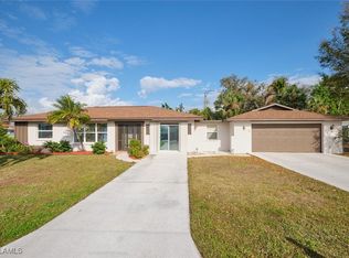 2126 W Tobago Cir, Fort Myers, FL 33905